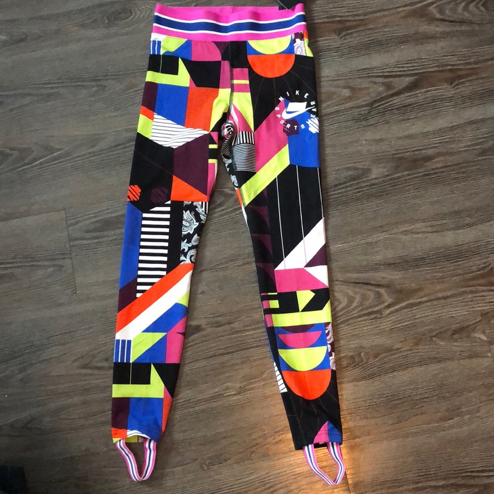 Nike Tight Fit leggings